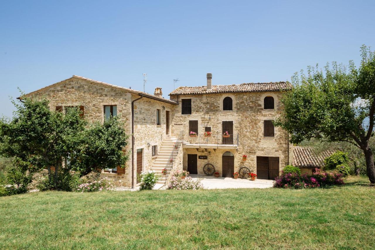 Villa Colle Di Rocco Limigiano Eksteriør bilde
